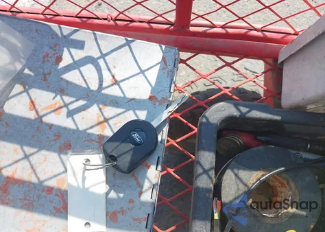 2017 Ford Escape Se из США, поврежденный, VIN 1FMCU0GD1HUC12061